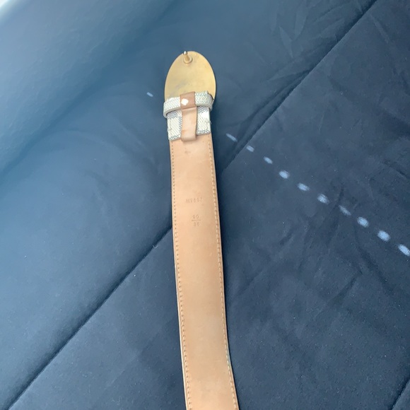 Women’s authentic LV belt... - Picture 6 of 7